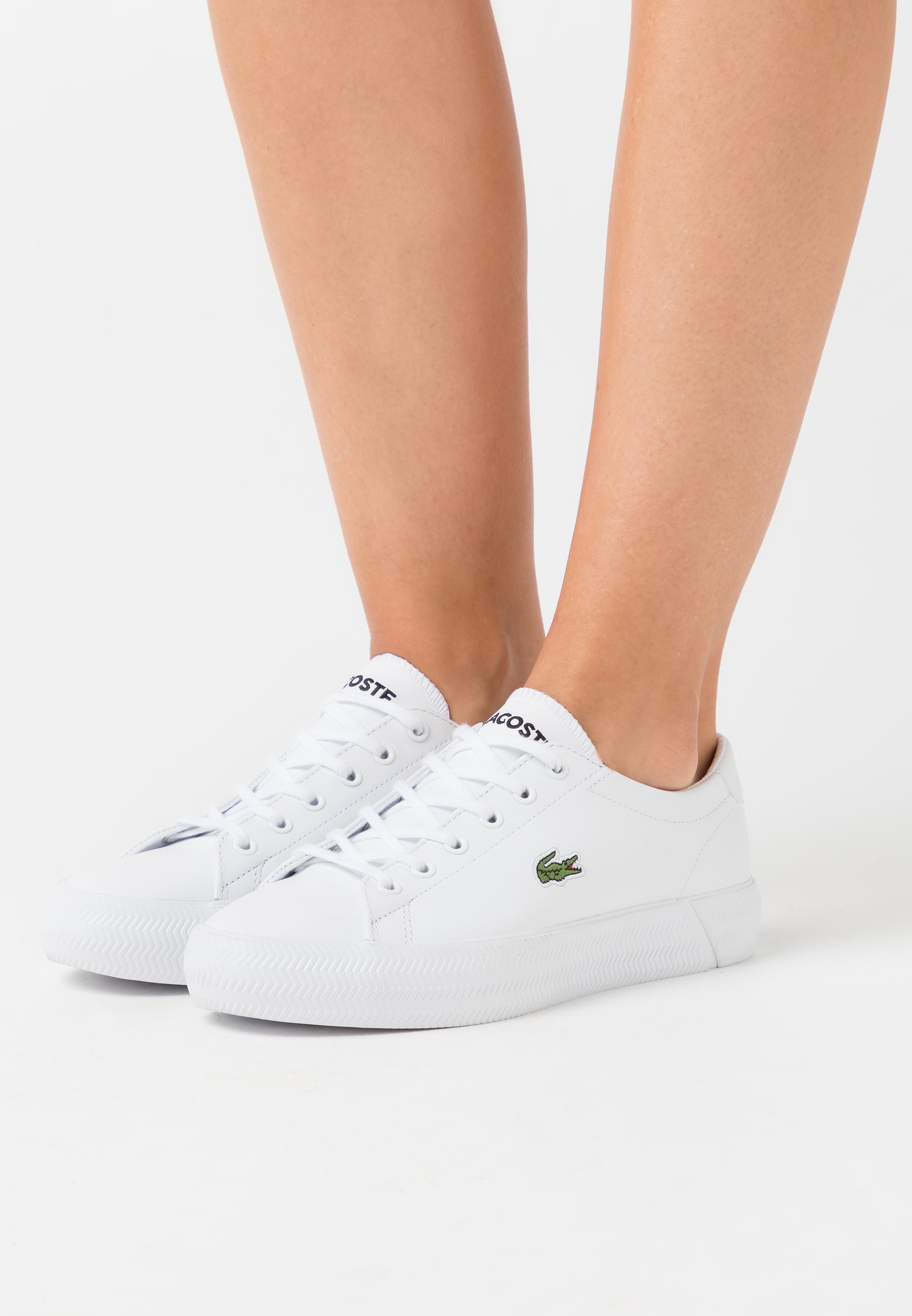 lacoste gripshot trainers