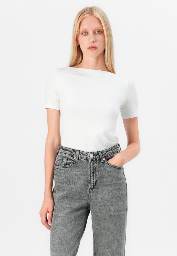 VMTESSA WIDE - Straight leg jeans3