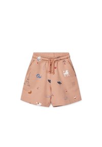 Pantalones cortos de color melocotón con cinturilla elástica, que presentan varios patrones impresos como la Torre Eiffel y croissants.