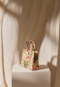 Cath Kidston SMALL - REGULAR FIT - Rankinė - yellow floral fancy