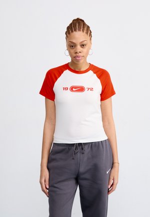 TEE - Print T-shirt - sail/picante red