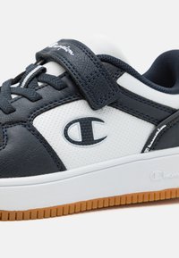 Champion RD18 UNISEX - Tenisky - white/new navy