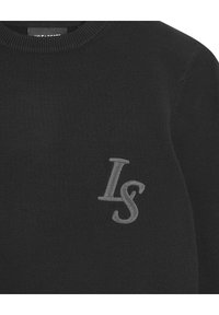 Felpa nera in morbido tessuto, con colletto a costine e logo ricamato tonale grigio "LS" sul lato sinistro del petto.