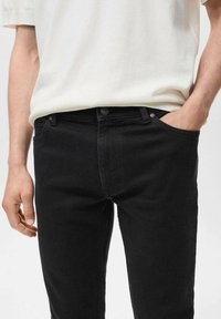 Mango SKINNY-FIT - Jeans slim fit - black denim
