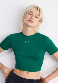 Nike Sportswear Pamata T-krekls - gorge green