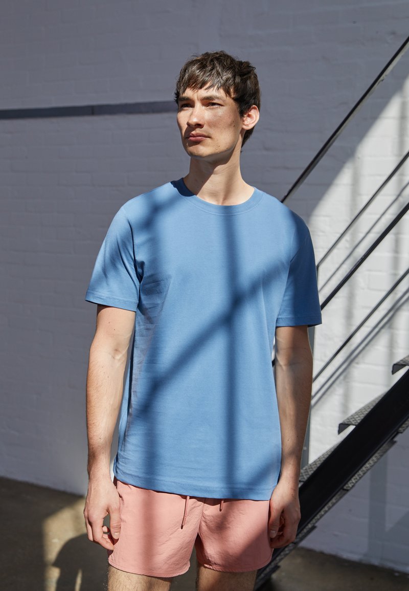 Weekday RELAXED - T-shirt básica - blue