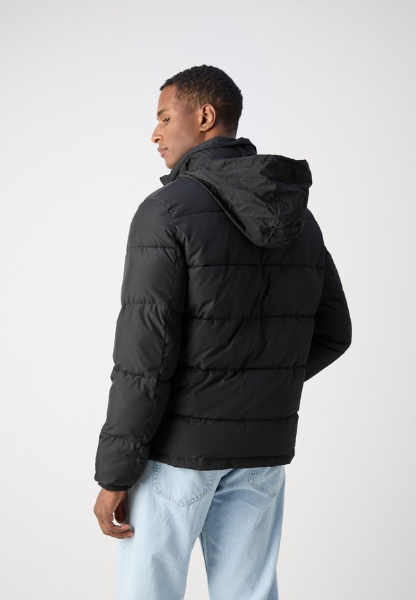 REGULAR FIT IN TECHNO WITH ECOPADDING DUPONT SORONA WITH METAL LOGO ON RUBBER PATCH - Winter jacket3