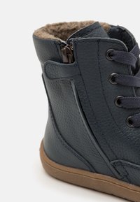 Froddo BAREFOOT TEX LACES UNISEX - Gležnjače s vezicama - dark blue