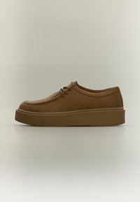 Неизбран, brown