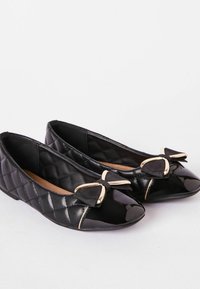 Lipsy QUILTED BOW  SCHOOL REGULAR FIT - Ballerine - black