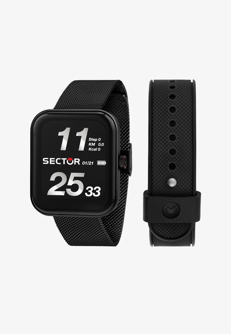 Orologio smartwatch nero con quadrante quadrato, display digitale che mostra l'ora e i dati di fitness, e un cinturino in rete testurizzata. Include un ulteriore cinturino in gomma.