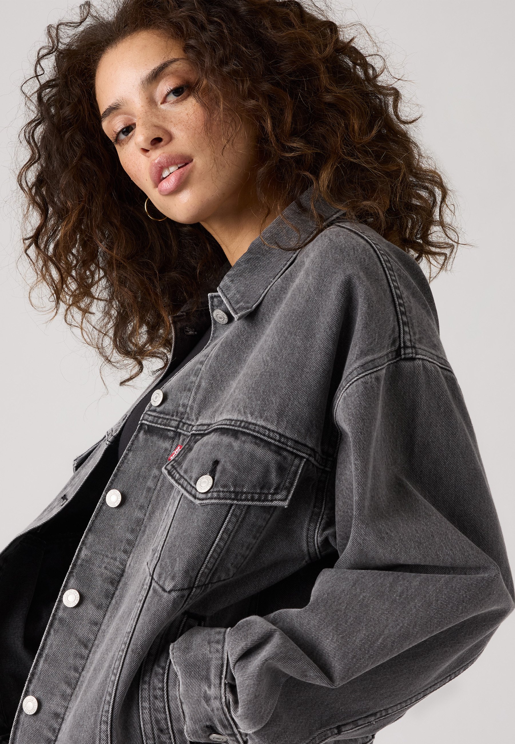 Levi's® 90S TRUCKER - Denim jacket - be kind rewind/grey denim
