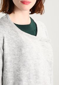 Vero Moda Kardigan - mottled light grey