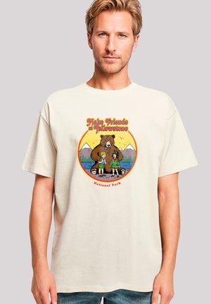 US NATIONAL PARKS MAKE FRIENDS AT YELLOWSTONE - Print T-shirt - sand
