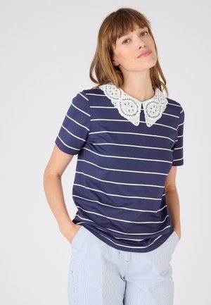 Damart COL BRODERIE ANGLAISE - T-shirt imprimé - marine rayé