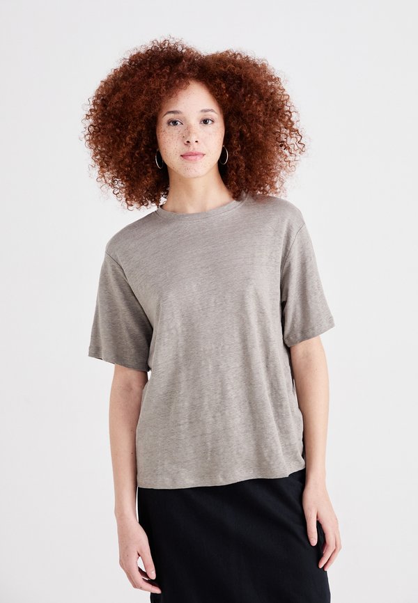 SLFVILJA TEE - Basic T-shirt - vetiver