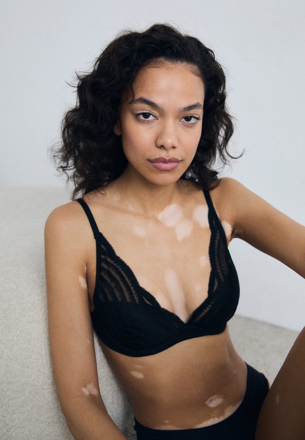 WAVE  - Triangle bra2