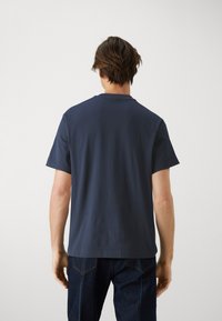 Thumbnail Image 3