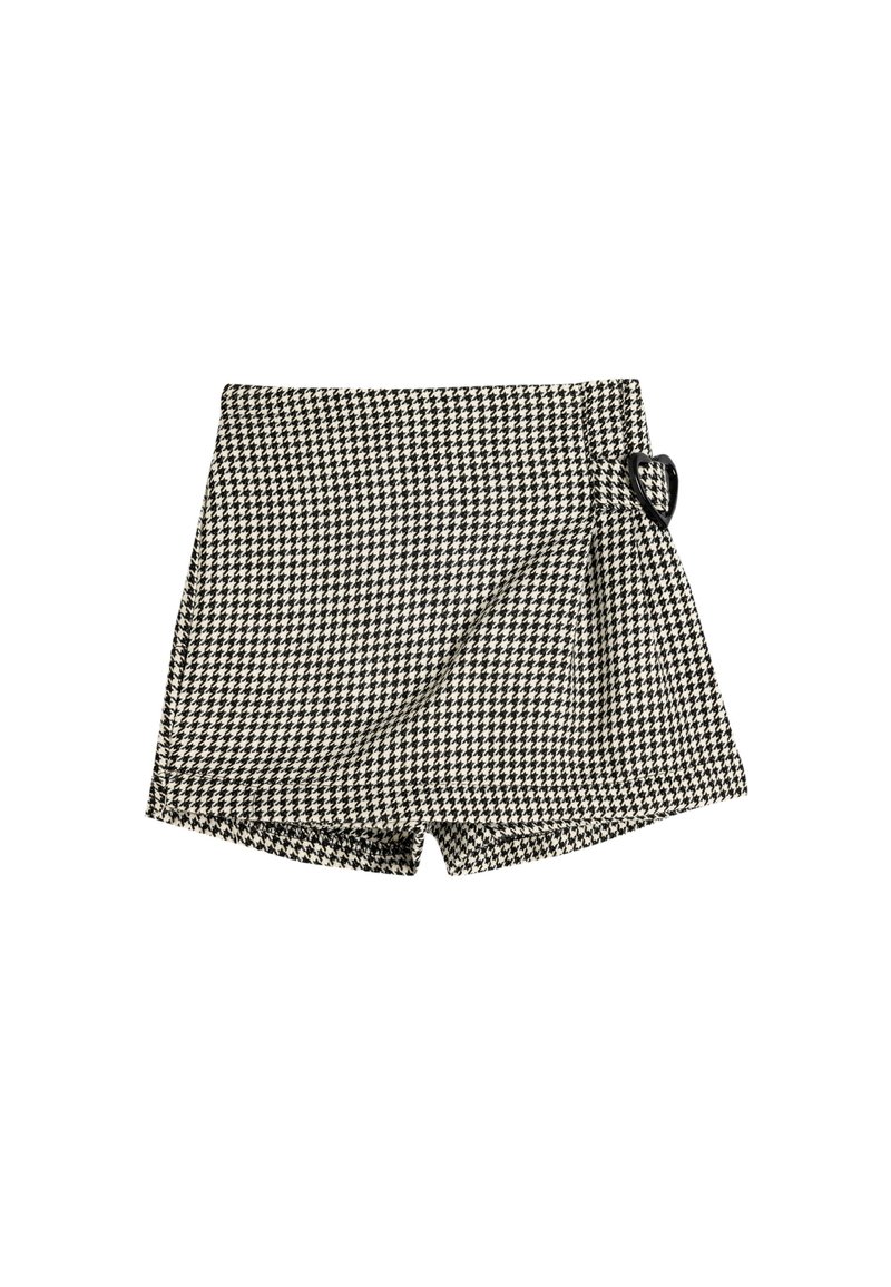 Schwarz-weiße Hahnentritt-Shorts mit hoher Taille und einem herzförmigen Akzent an der Seite. Strukturierter Stoff, maßgeschneiderter Schnitt.