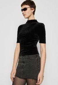 Noisy May Nmjudy S/S Babylock Detail Jrs FWD Noos T-Shirt Donna