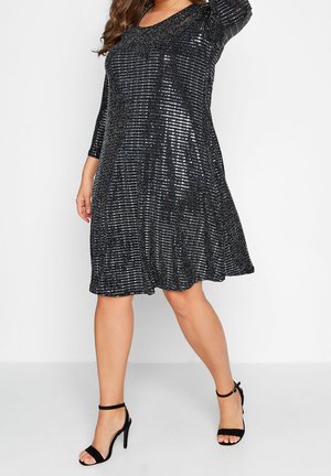 Cocktail dress / Party dress - black