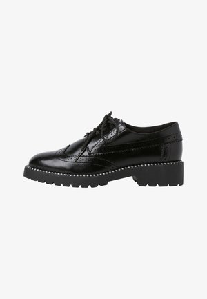 s.Oliver, Derbies - black