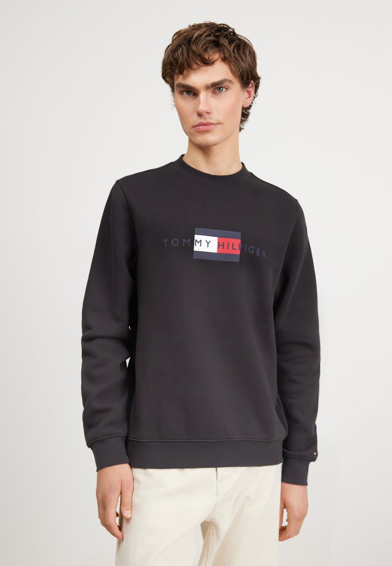 Tommy Hilfiger HILFIGER FLAG SWEATSHIRT - Sweatshirt - black