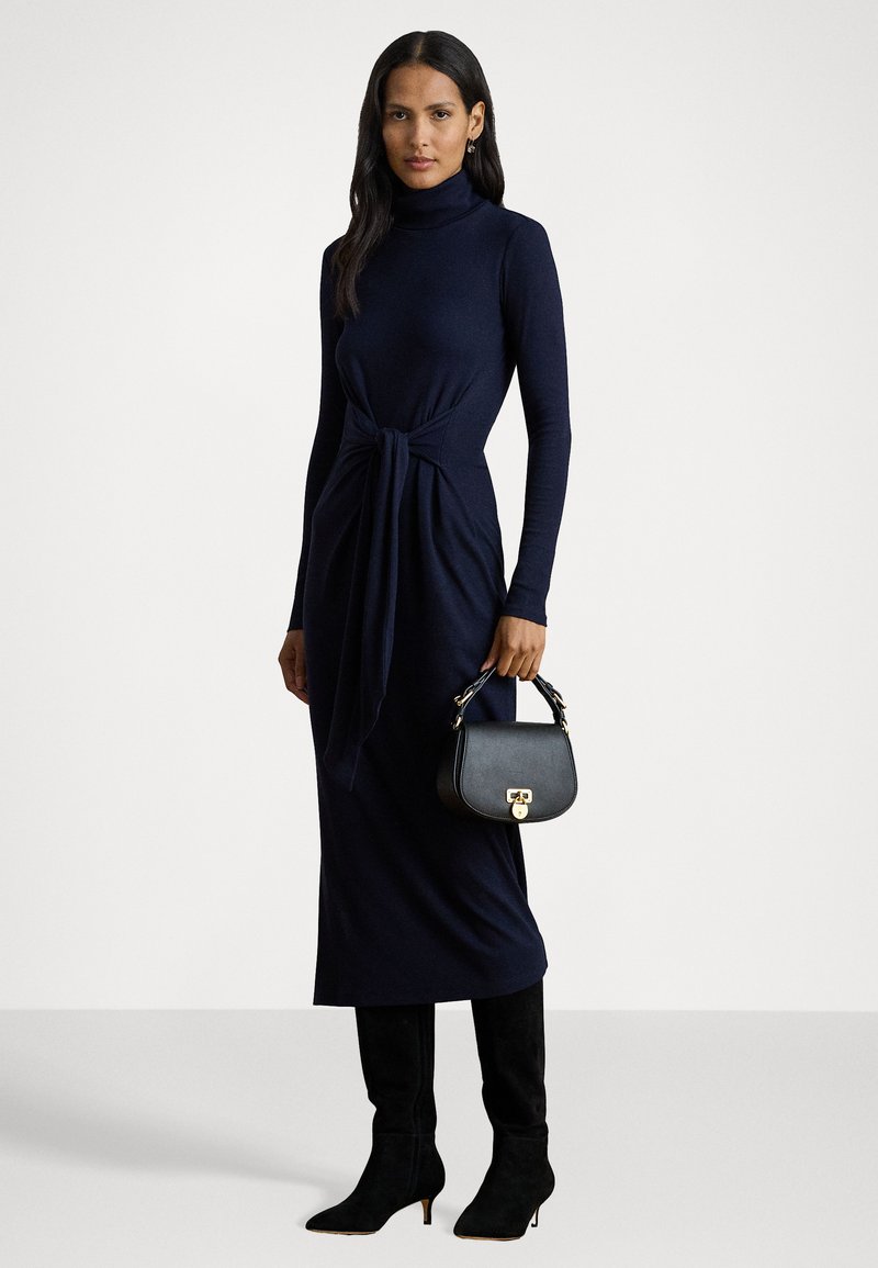 Lauren Ralph Lauren TIE FRONT TURTLENECK DRESS - Shift dress - lighthouse navy/dark blue - Zalando.ie Lauren Ralph Lauren TIE FRONT TURTLENECK DRESS - Shift dress - lighthouse navy/dark blue - Zalando.ie
