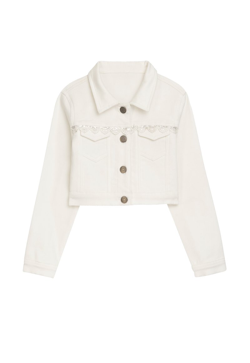 Weiße, kurz geschnittene Jeansjacke mit Kragenhals, silberner Spitzenverzierung und metallischen Knöpfen. Beinhaltet zwei Brusttaschen vorne.