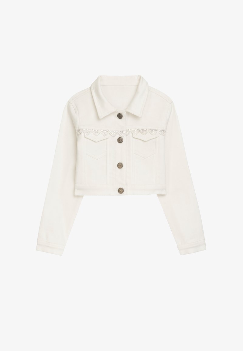 Weiße, kurz geschnittene Jeansjacke mit Kragenhals, silberner Spitzenverzierung und metallischen Knöpfen. Beinhaltet zwei Brusttaschen vorne.