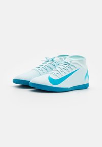Nike Performance MERCURIAL SUPERFLY 10 CLUB IC - Botas de futebol de salão - glacier blue/black