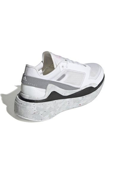adidas by Stella McCartney ADIDAS BY STELLA MCCARTNEY EARTHLIGHT MESH - Road running shoes - cloud white/dove grey/core black