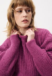 FRNCH ELOE - Trui - violine