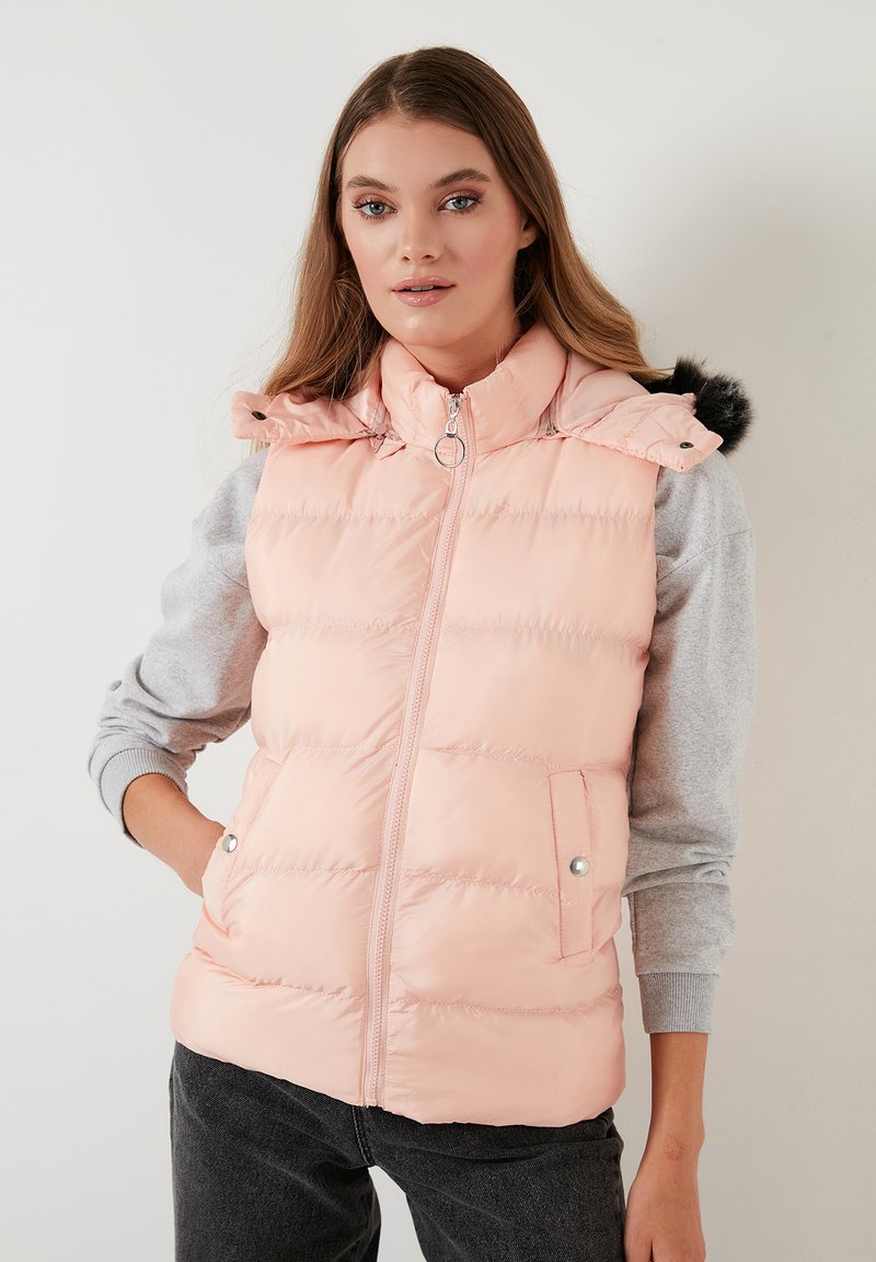 LELA SLIM FIT - Strukirani kaput - powder pink