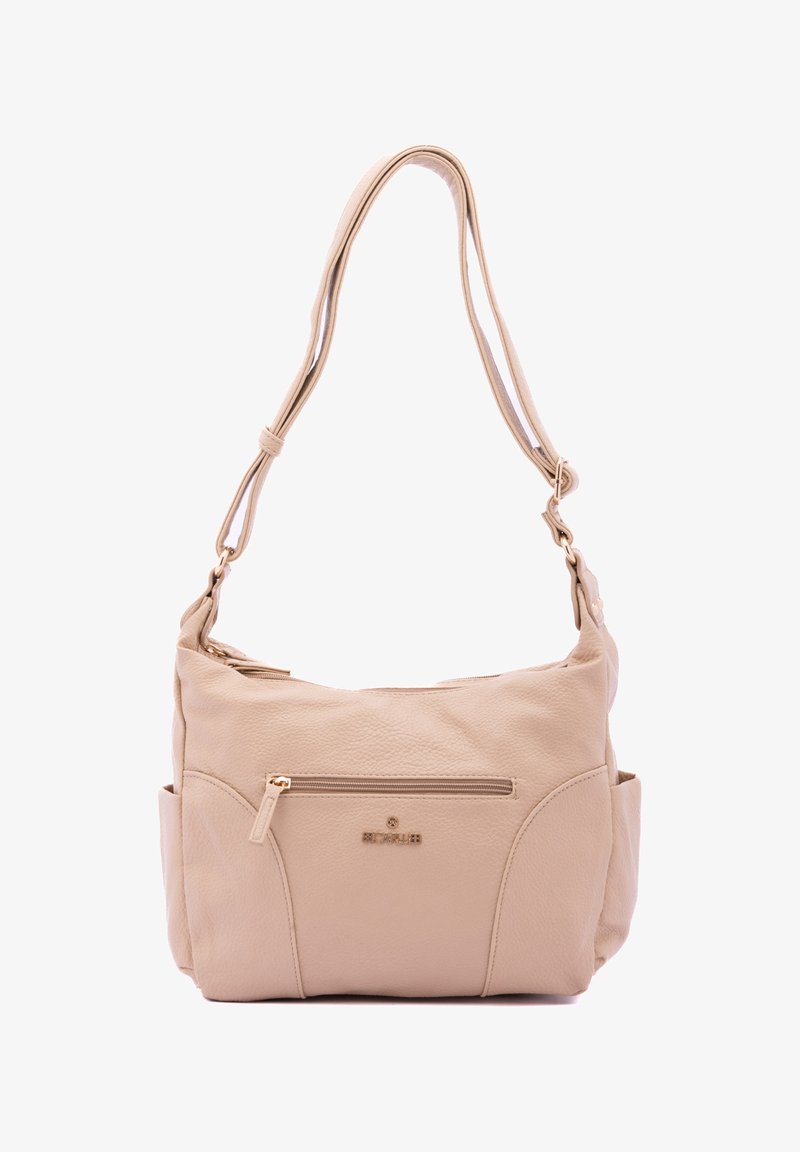 Borsa a tracolla in pelle beige con superficie testurizzata, cintura regolabile e tasca con zip frontale. Presenta dettagli del logo e accenti lisci.