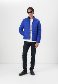 Tommy Hilfiger PACKABLE - Lengva striukė - wedge blue
