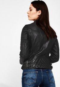 Mustang Skinnjacka - black