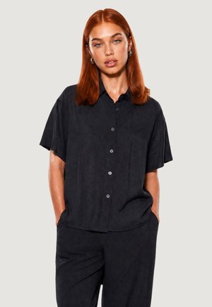 I AM, CAMICIA CRINKLE CON MANICA CORTA E FONDO STONDATO 53173 - Chemisier - black