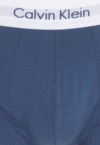 Calvin Klein Underwear LOW RISE TRUNK STRETCH 3 PACK - Cuecas boxer - purple/sea tropic/seashore