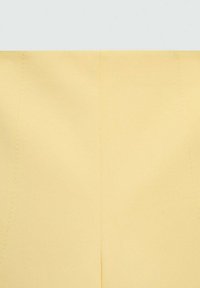 Mango Šortky - light yellow