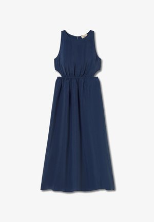 Navy-blauwe mouwloze maxi-jurk met een getailleerde taille en zijknipsels, met een gladde textuur en een ronde halslijn.