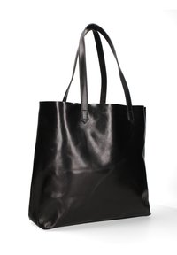 Zwarte leren tote bag met een gladde textuur, twee lange handvatten en een minimalistisch ontwerp. De tas heeft een ruime binnenkant en geen zichtbare hardware.