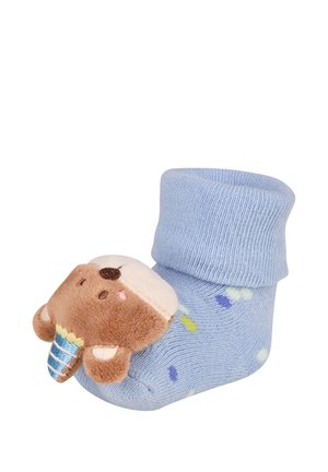 Hellblaue Babysocke mit bunten Punkten und einem weichen Plüschbärenkopf vorne am Zehenbereich angebracht.