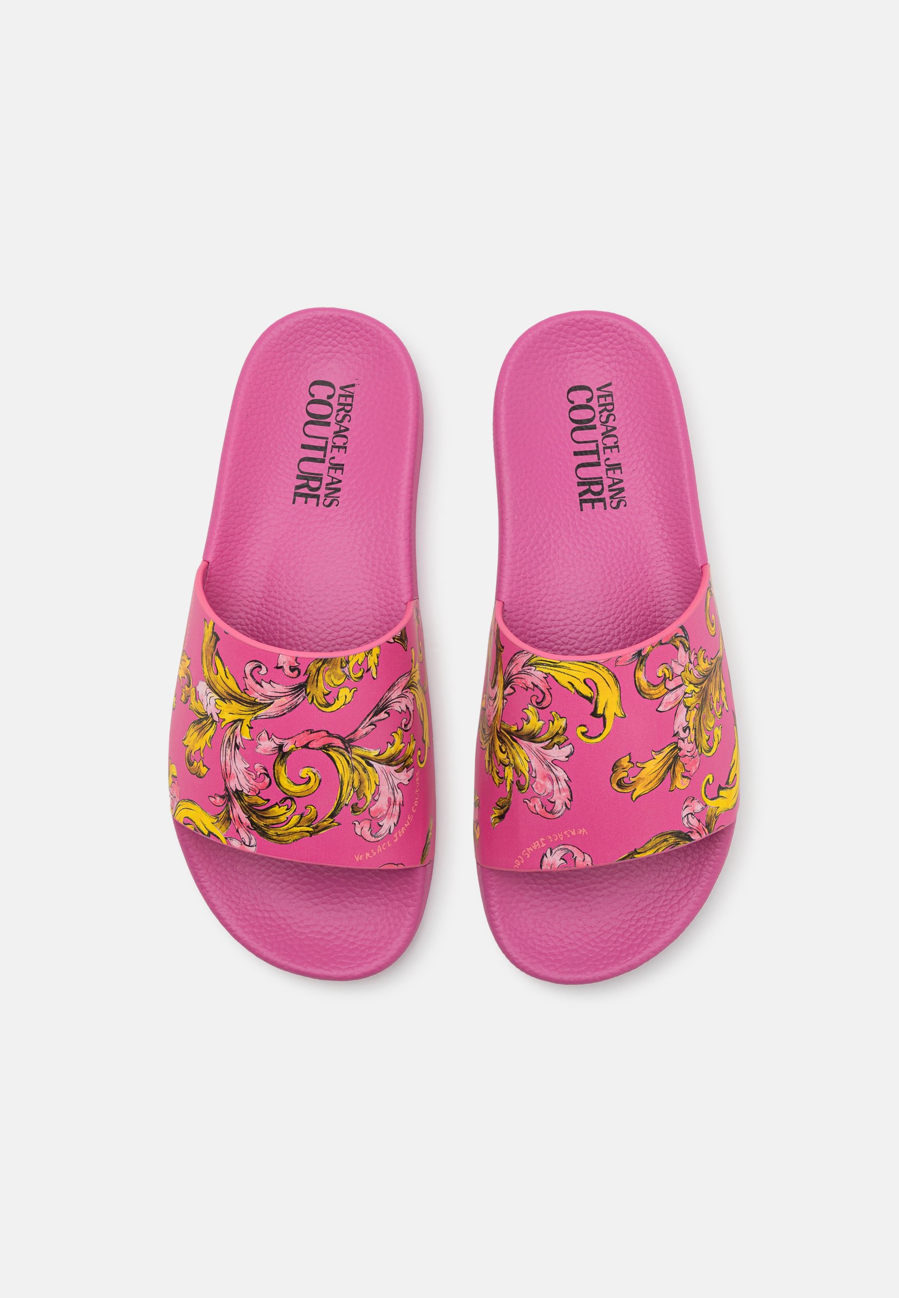 ★Versace Jeans Couture★ ピンク プールスライド Versace Jeans Couture Pool Slides | italist