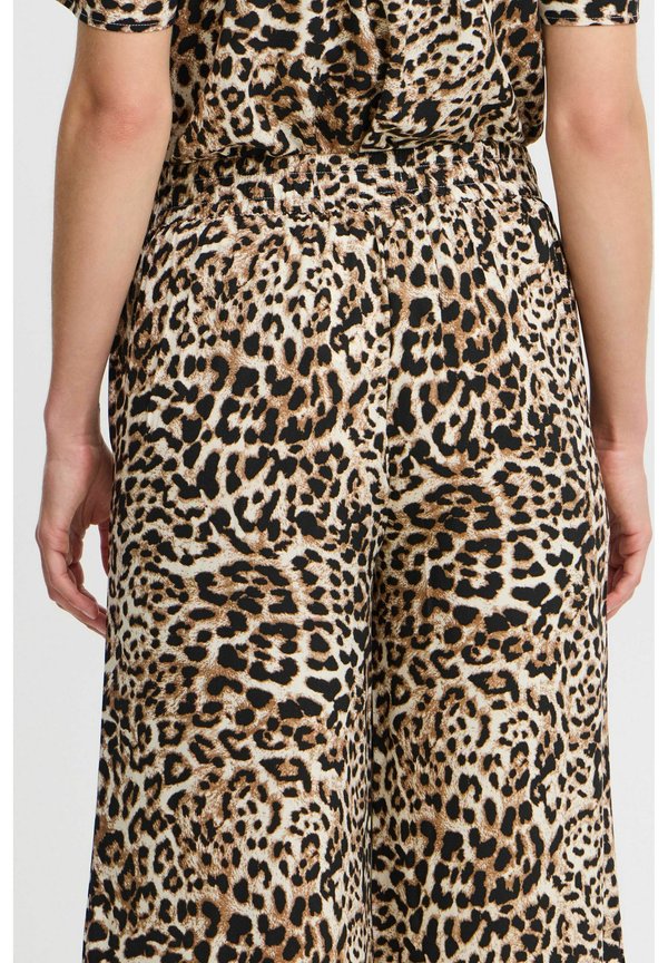 BYMMMJOELLA - Trousers - birch leopard2