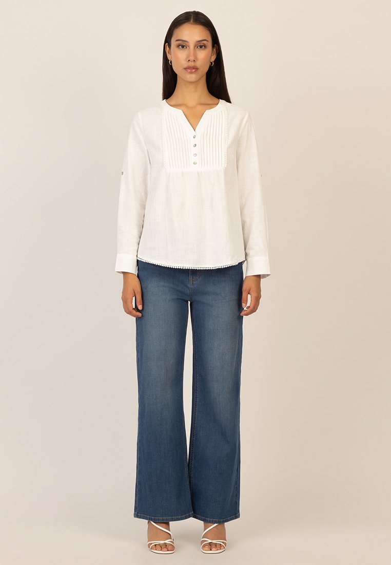 Apart Blouse wit Apart Blouse wit