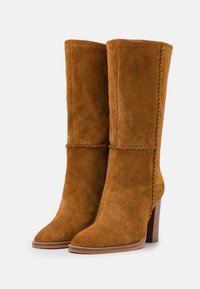 Bruno Premi Botas de tacón - cognac