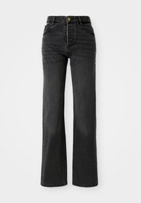 Jeans de mezclilla negra con cintura alta, diseño de pierna recta, cierre de botón de latón y un ligero desgaste. Cuenta con cuatro bolsillos y detalles de costura.