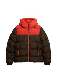 Braune und rote puffige Jacke mit Kapuze, ausgestattet mit einem Reißverschluss vorne, zwei Reißverschlusstaschen und elastischen Bündchen. Strukturiertete Einsätze auf den Schultern.