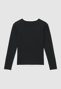 Unselected, ultrablack